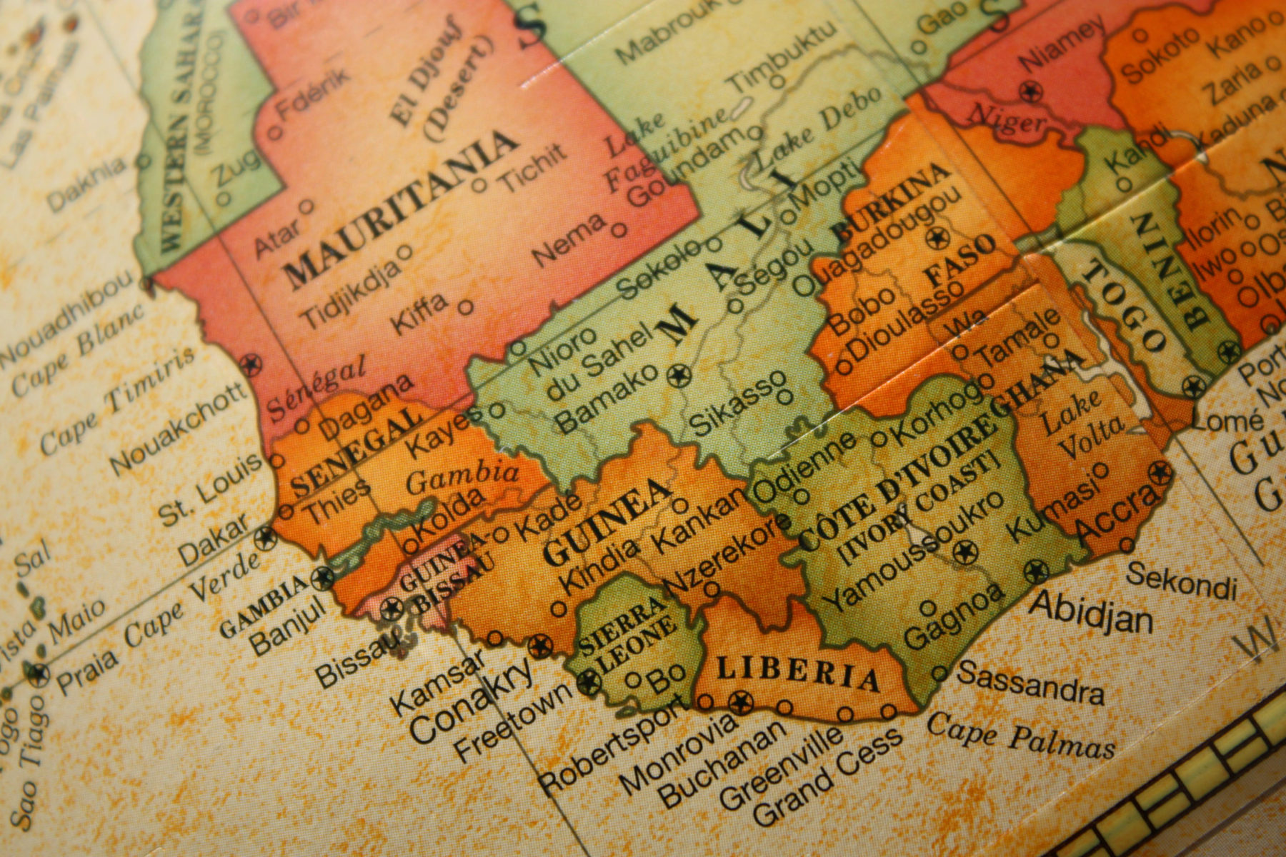 Une carte montrant un bout du continent africain, notamment la Mauritanie, le Mali et le Sénégal. Les pays ont chacun une couleur différente